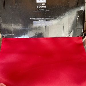 Red curtain 52x84 blackout. 1 panel